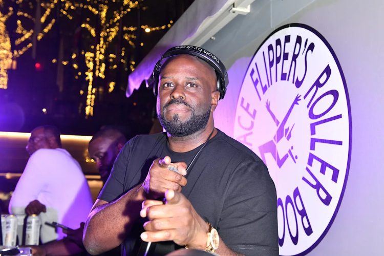 Funkmaster Flex Fights With Man During Knicks Game… Watch The Crazy Video
