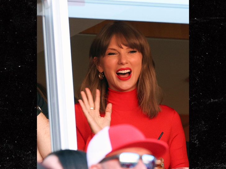 Taylor Swift at Chiefs Game The Life of a WAG 1